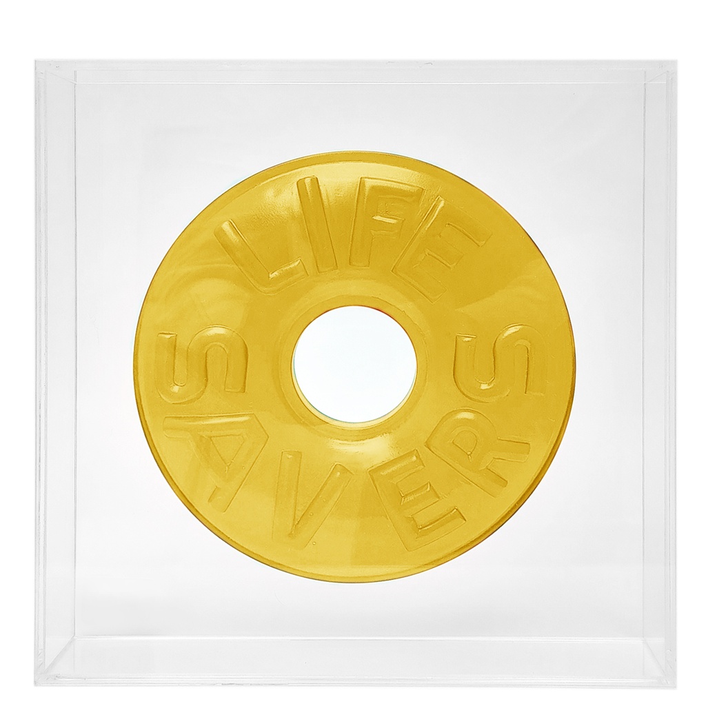 ESCULTURA LIFE SAVER AMARILLO
