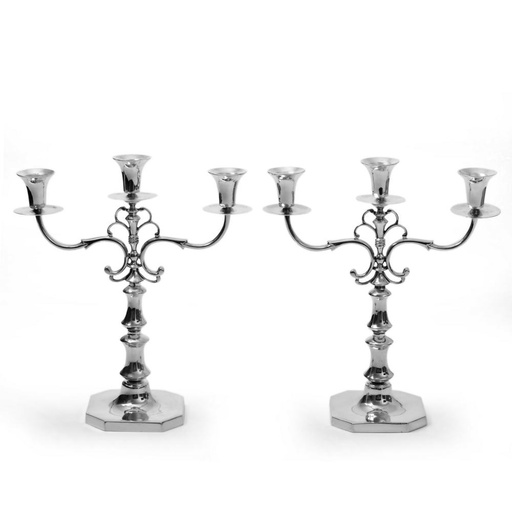 [1040060001] CANDELERO, CANDELABROS -  PAR CANDELABROS ALTOS 3LUCES. 2.362GR PLATA