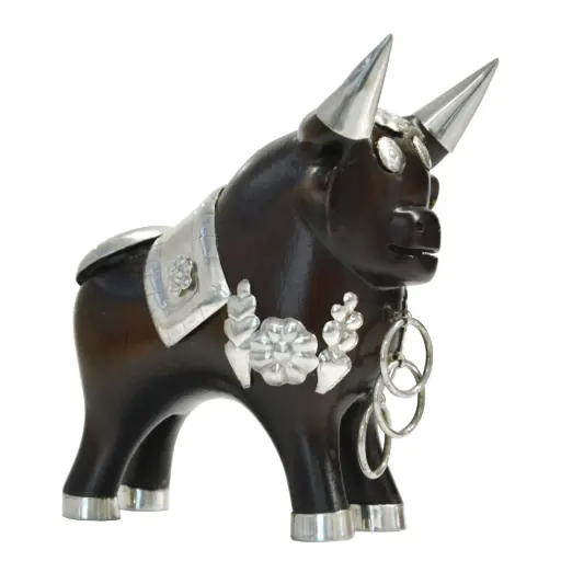 [1040010077] ADORNOS (PIEZAS COLONIALES) - TORO DE PUCARA DE  MADERA C/. PLATA